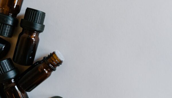 10 Essential Oils and Their Benefits for Wellness