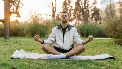 How to Boost Your Mental Health with Daily Meditation