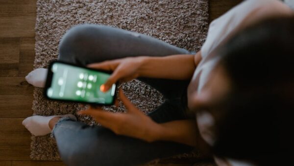 Digital Fasting: Reclaim Your Time and Mental Space in 2026