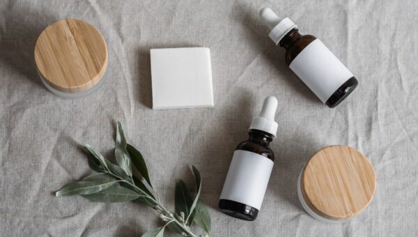 The 2026 Guide to Microbiome-Friendly Skincare: Achieving Radiant Health from the Outside In