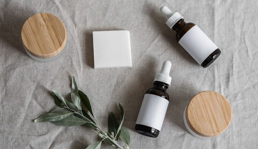 The 2026 Guide to Microbiome-Friendly Skincare: Achieving Radiant Health from the Outside In