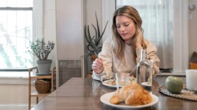The 2026 Guide to Mindful Meals: Savoring Nutrition for Enhanced Wellness